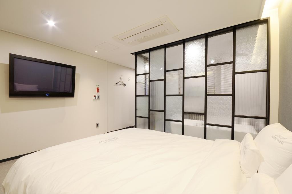 Queens Hotel Seomyeon Busan Exterior foto